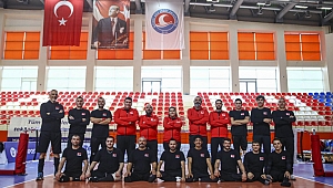 Oturarak Voleybol Erkek Milli Takımımız, Hazırlıklarını Sürdürüyor